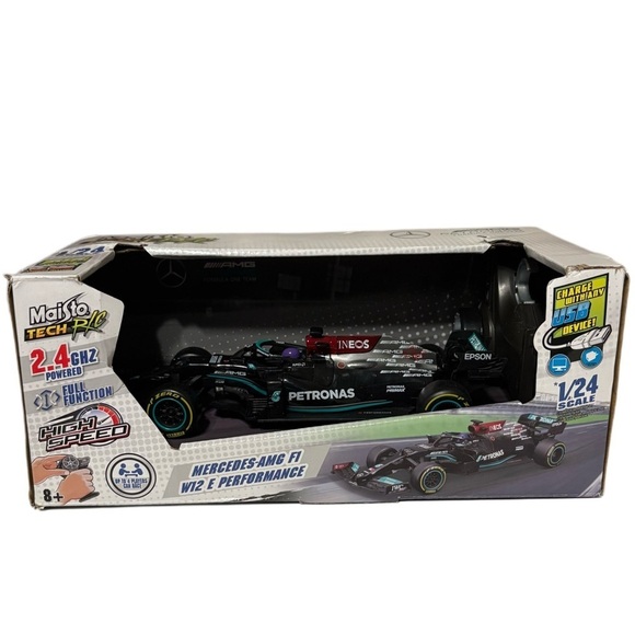 maisto Other - Maisto Tech RC Mercedes-AMG F1 V12 Performance Car - Black and Silver